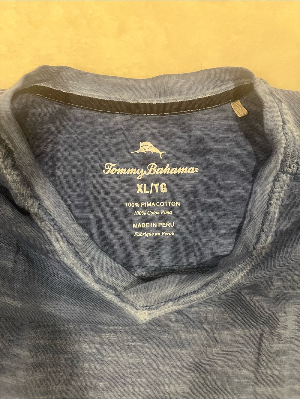 Tommy Bahama Men's 100% Pima Cotton V Neck Slub Tee - Size XL - Picture 3 of 5